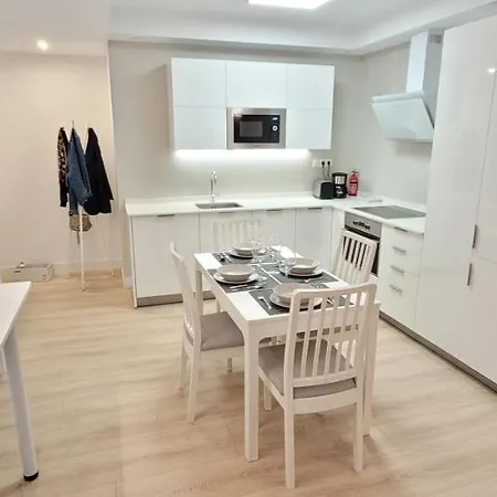 Cozy White In * Getxo