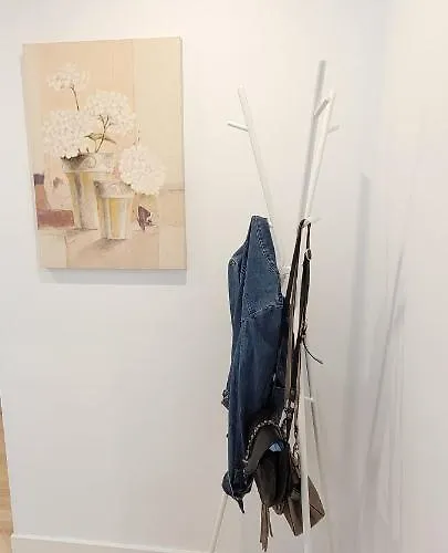 Apartment Cozy White In