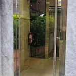 דירה Cozy White In גטסו
