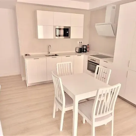 Cozy White In Apartamento